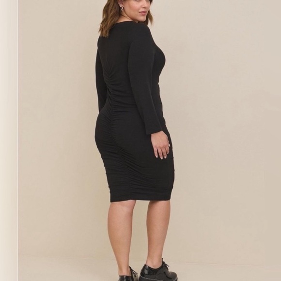 Torrid Mini Jersey Bodycon Dress Size 3X Longsleeve Black Ruched - Picture 3 of 11